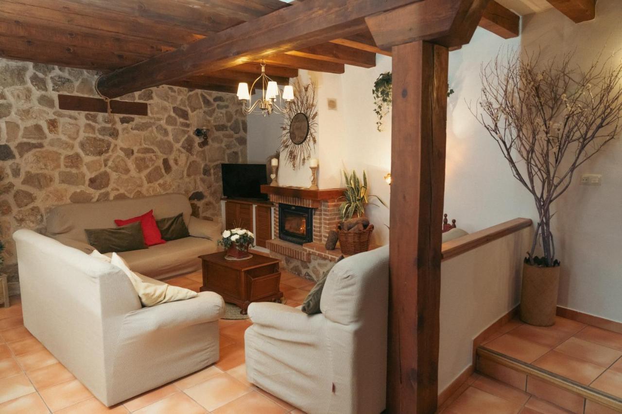 El Pajar De Trescasas Villa Sonsoto ภายนอก รูปภาพ