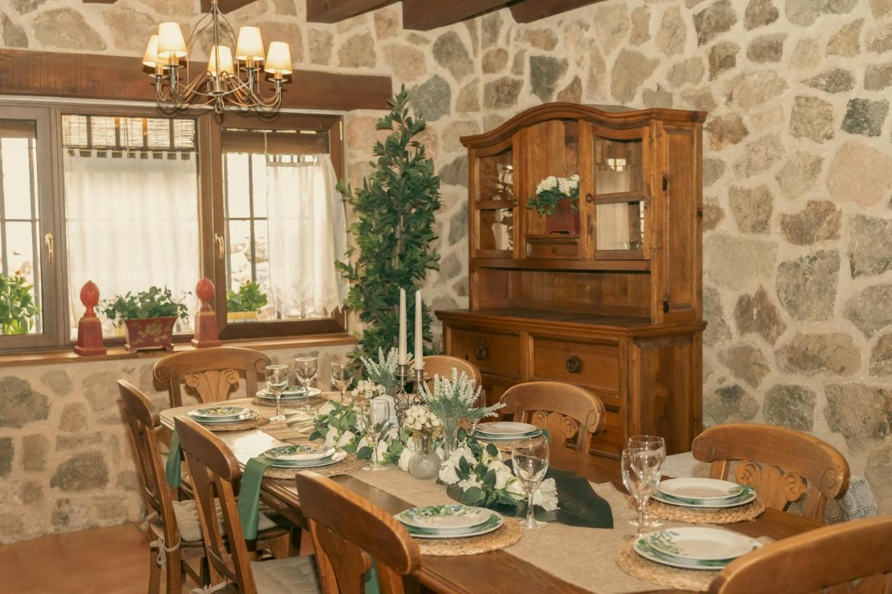 El Pajar De Trescasas Villa Sonsoto ภายนอก รูปภาพ